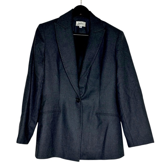 Neiman Marcus Jackets & Blazers - Nieman Marcus Exclusive Women's Blazer Charcoal Gray 10 100% Wool Faux Pockets